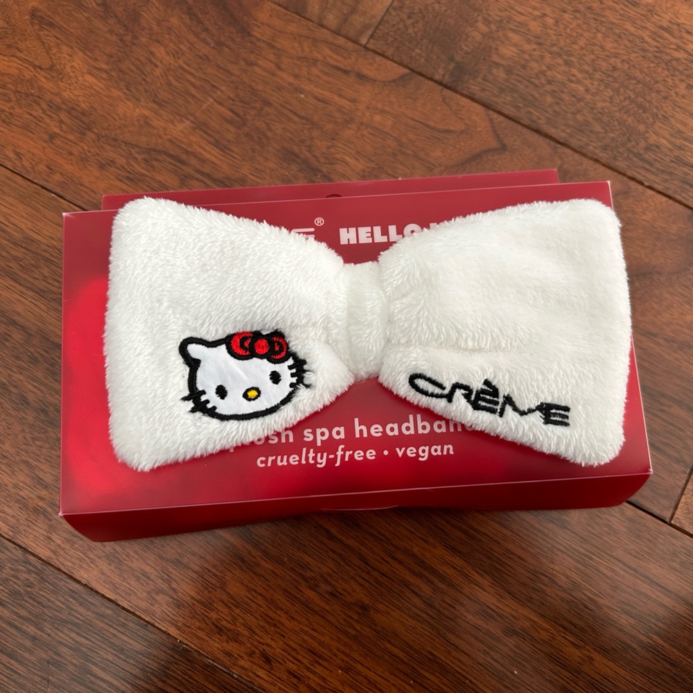 Hello Kitty x The Crème Shop plush spa headband